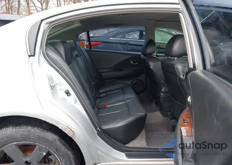 2004 Nissan Altima 2.5 Sl z USA, uszkodzony, nr VIN 1N4AL11D74C117541